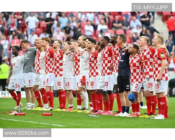 德甲球队激战：强者对决，硝烟四起