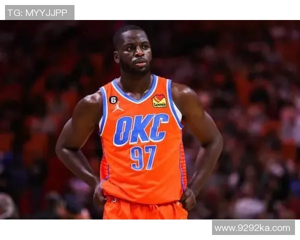 森林狼宣布签下前总冠军球员,打造新赛季超强阵容 森林狼宣布签下前总冠军球员,打造新赛季超强阵容