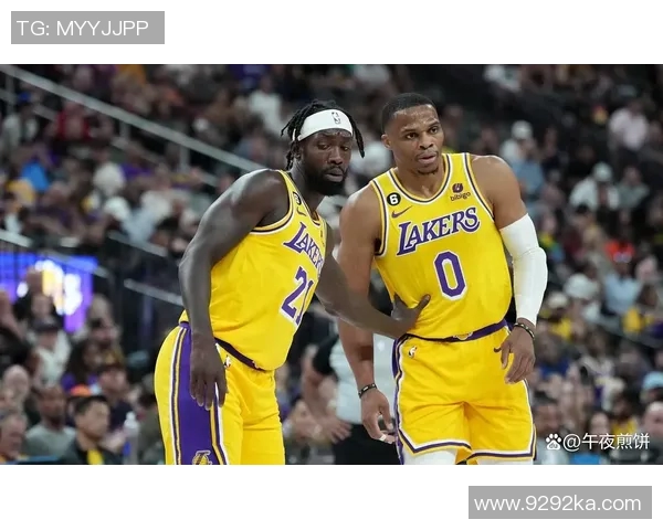 湖人宣布与贝弗利签约,提升全队防守厚度 湖人宣布与贝弗利签约,提升全队防守厚度